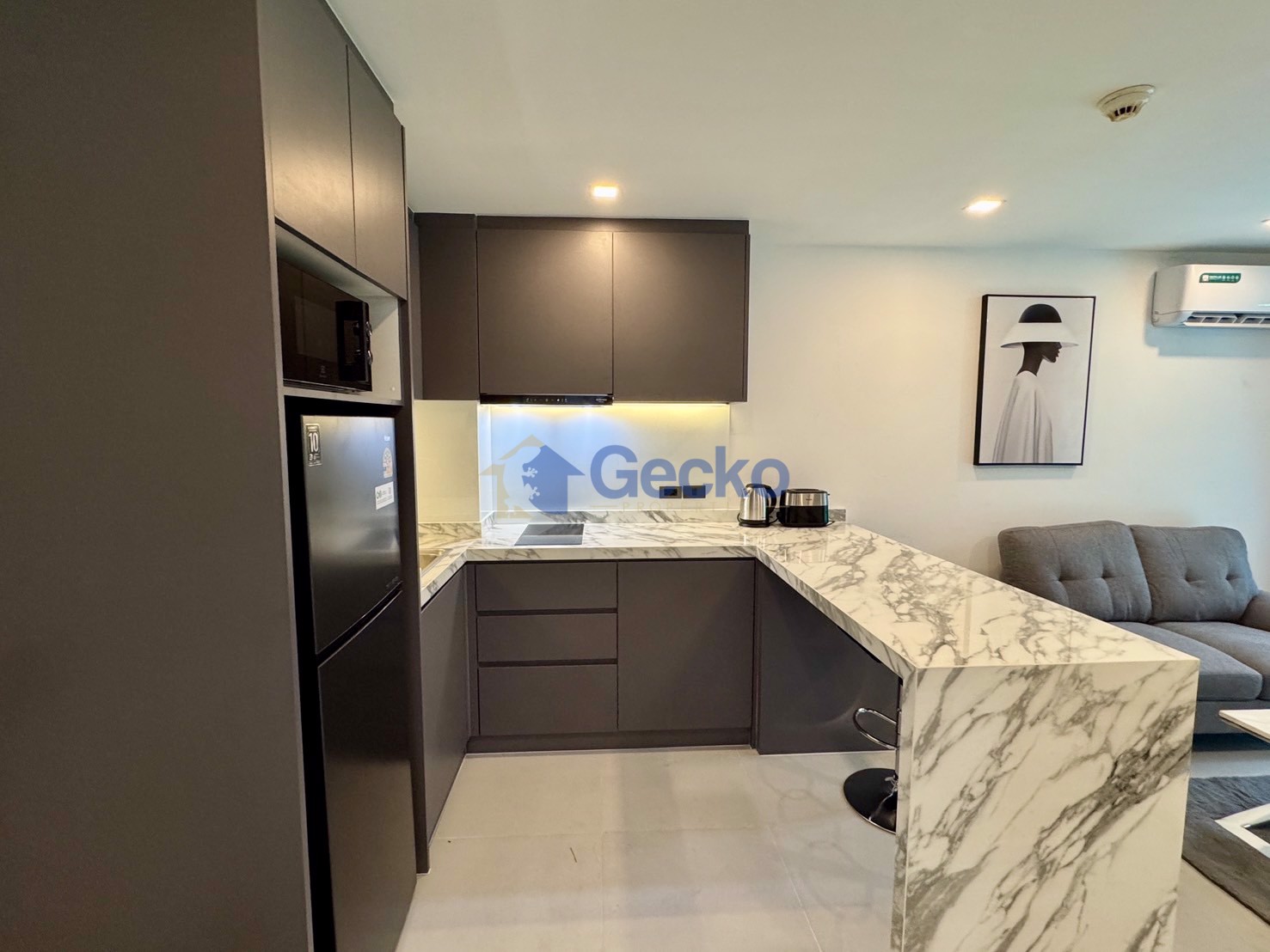 1 Bedroom Condo in City Center Residence Central Pattaya C013529