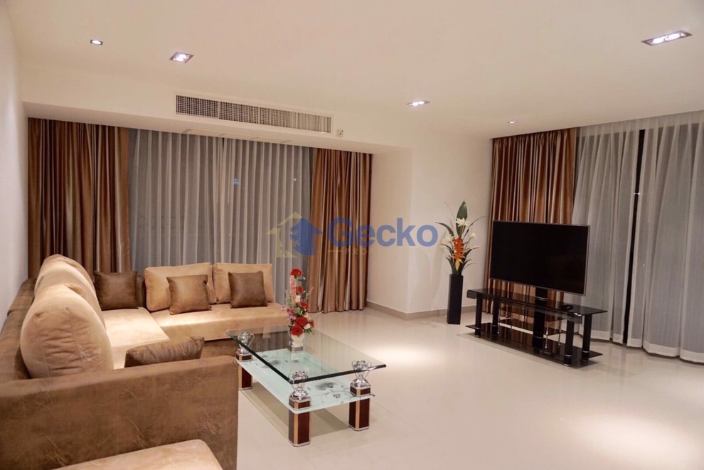 2 Bedrooms Condo in The Park Jomtien Jomtien C013531 (Photo 1)