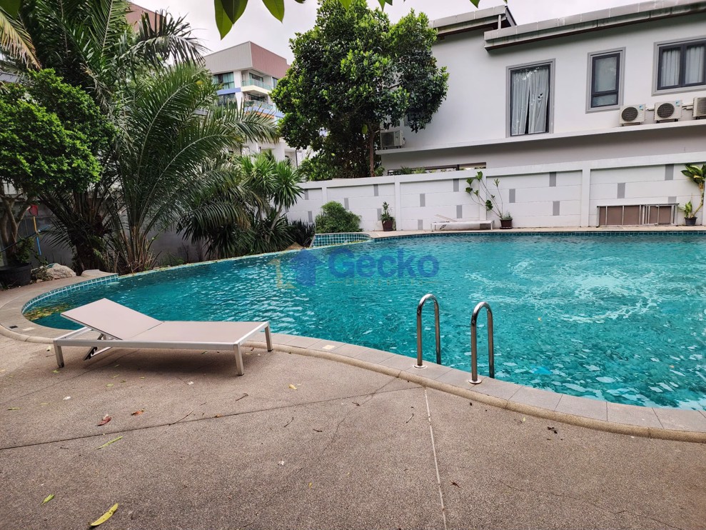 2 Bedrooms Condo in The Park Jomtien Jomtien C013531 (Cover Photo)
