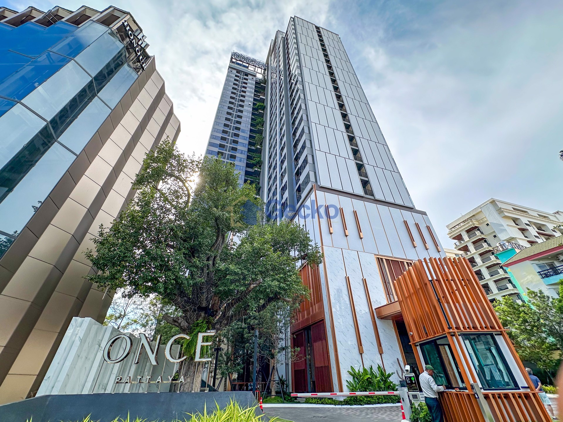 1 Bedroom Condo in Once Pattaya Condominium North Pattaya C013532