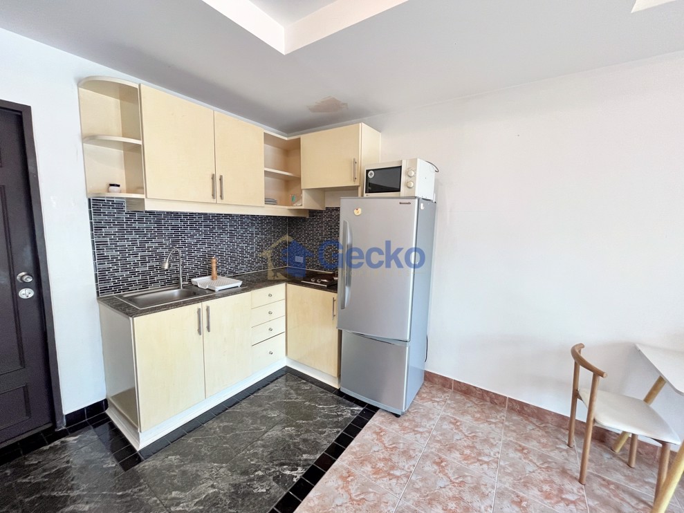 Studio Condo in Siam Oriental condominium Pratumnak C013537 (Photo 4)