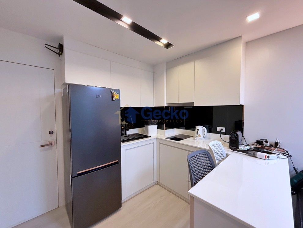 1 Bedroom Condo in City Center Residence Central Pattaya C013541 (Photo 3)