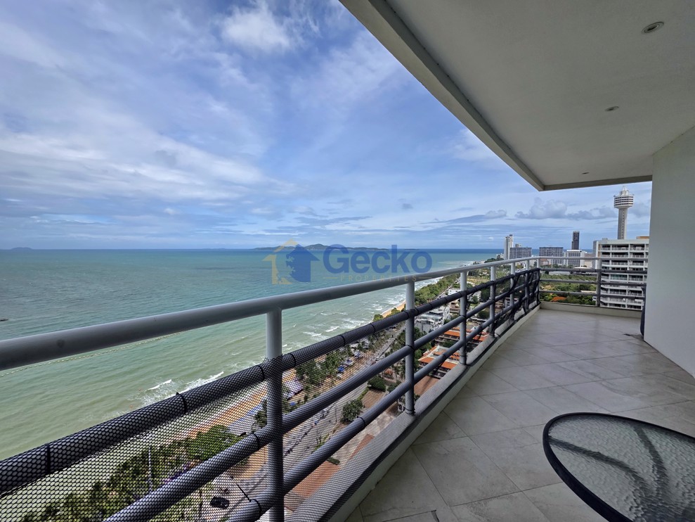 1 Bedroom Condo in View Talay 7 Jomtien C013542 (Photo 1)