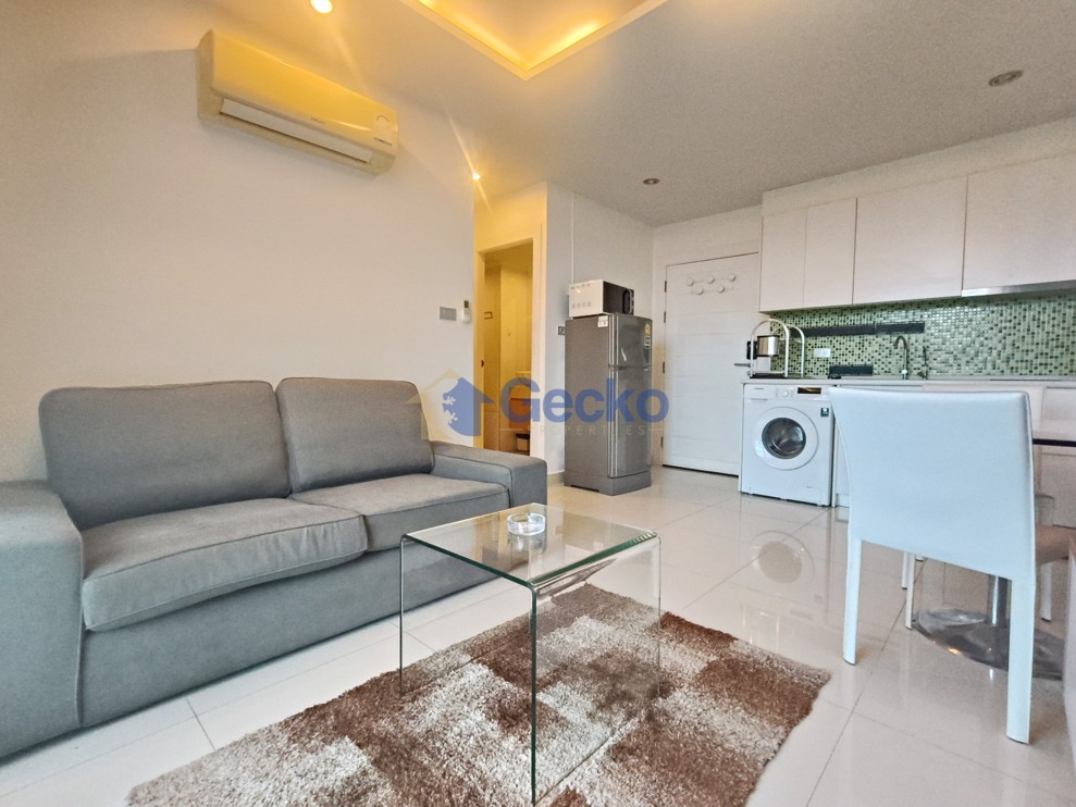 1 Bedroom Condo in Amazon Residence Jomtien C008470 (Photo 3)