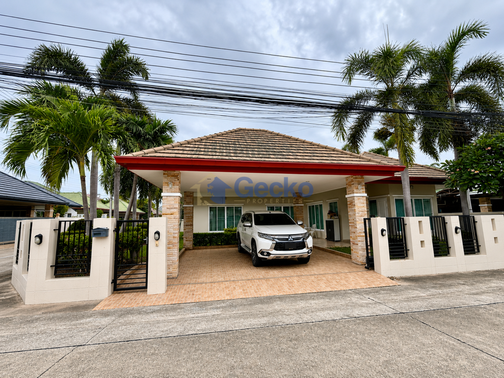 3 Bedrooms House in SP Village 5  East Pattaya H013550 (Cover Photo)