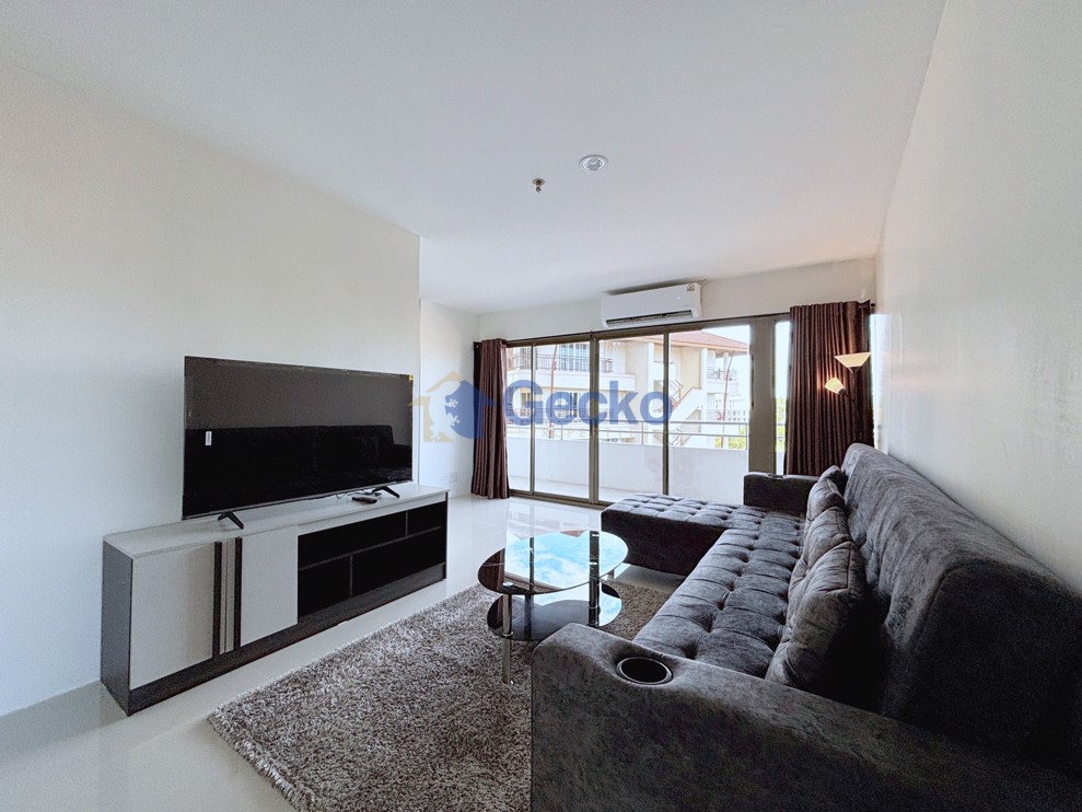 2 Bedrooms Condo in PKCP Tower Central Pattaya C013551 (Photo 3)