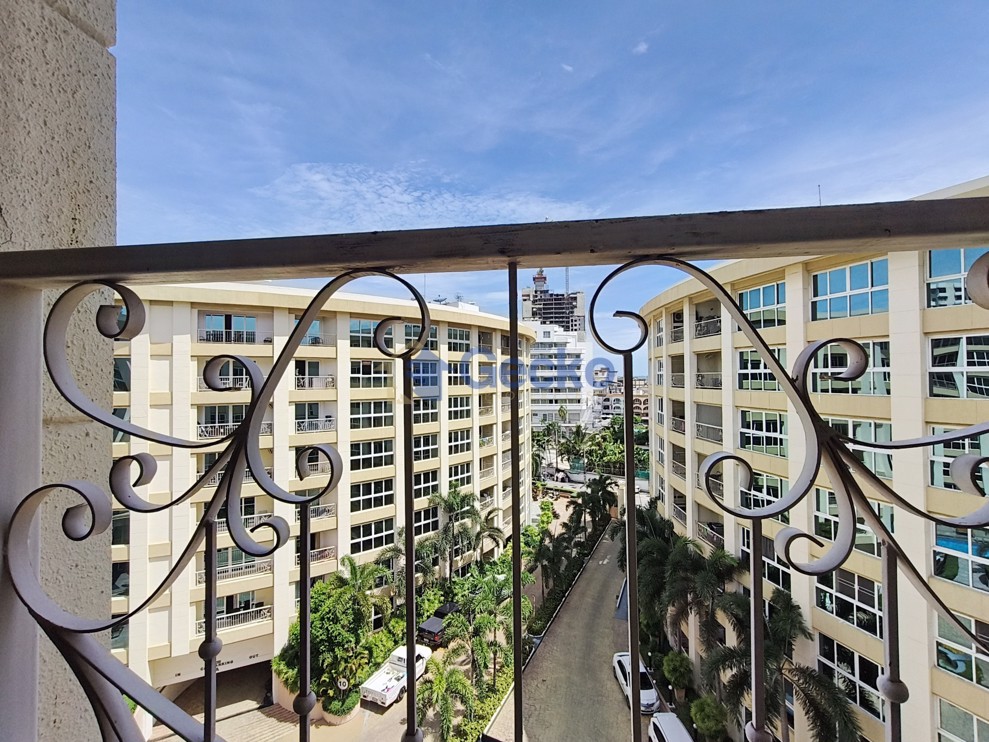 Studio Condo in City Garden Pattaya Central Pattaya C013553 (Cover Photo)