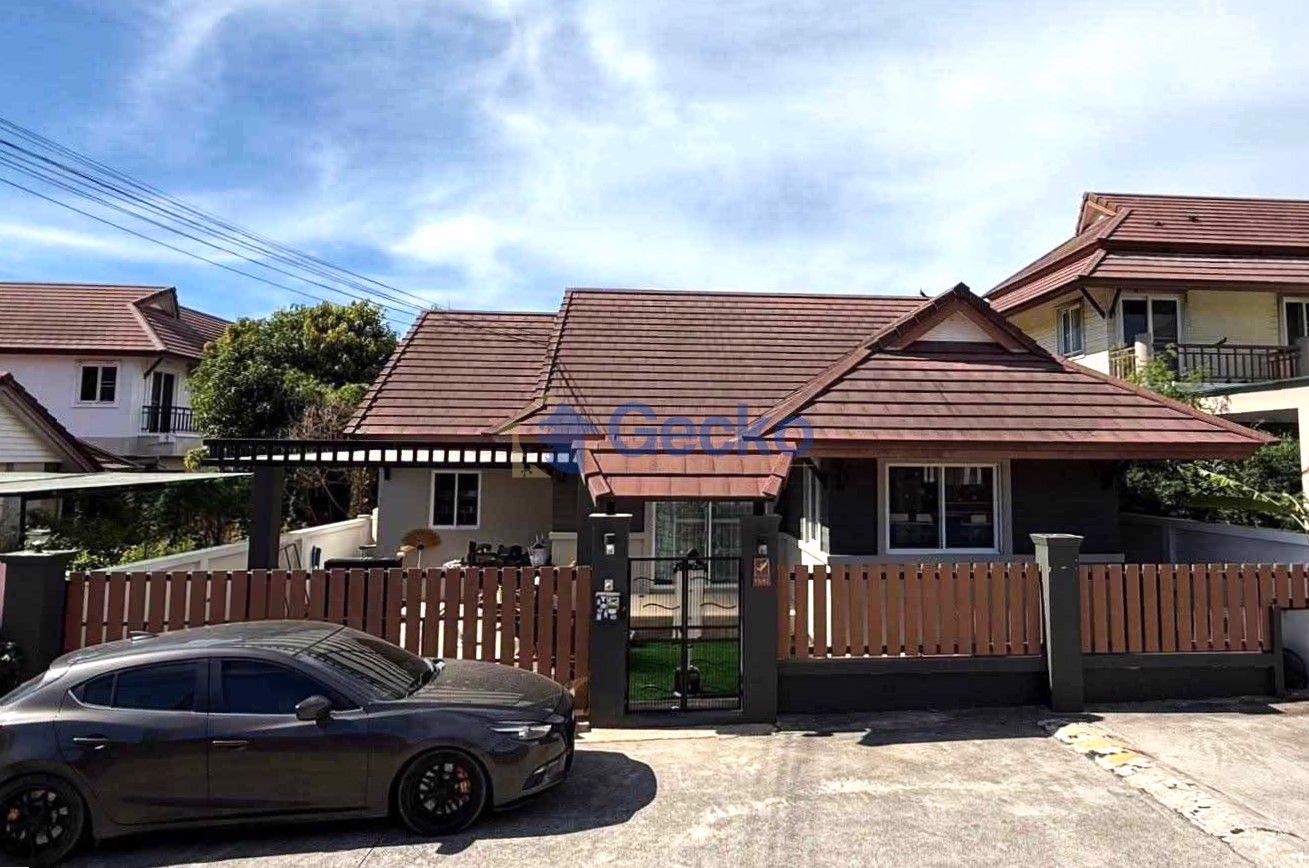 3 Bedrooms House in Tropical Village  East Pattaya H013555