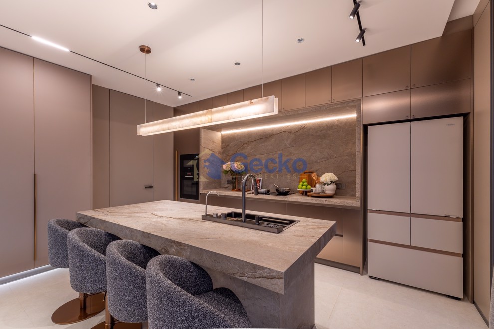 5 ห้องนอน บ้าน  จอมเทียน H013558 (Photo 4)