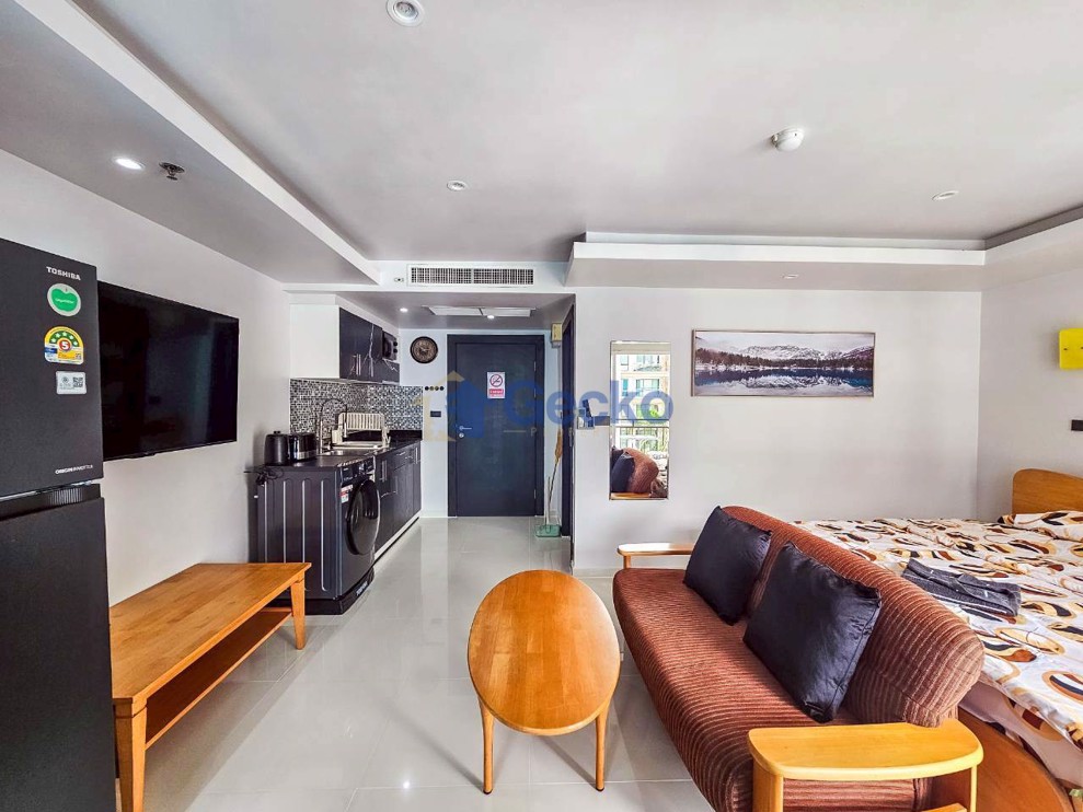 Studio Condo in Centara Avenue Residence and Suites Central Pattaya C013560 (Photo 4)