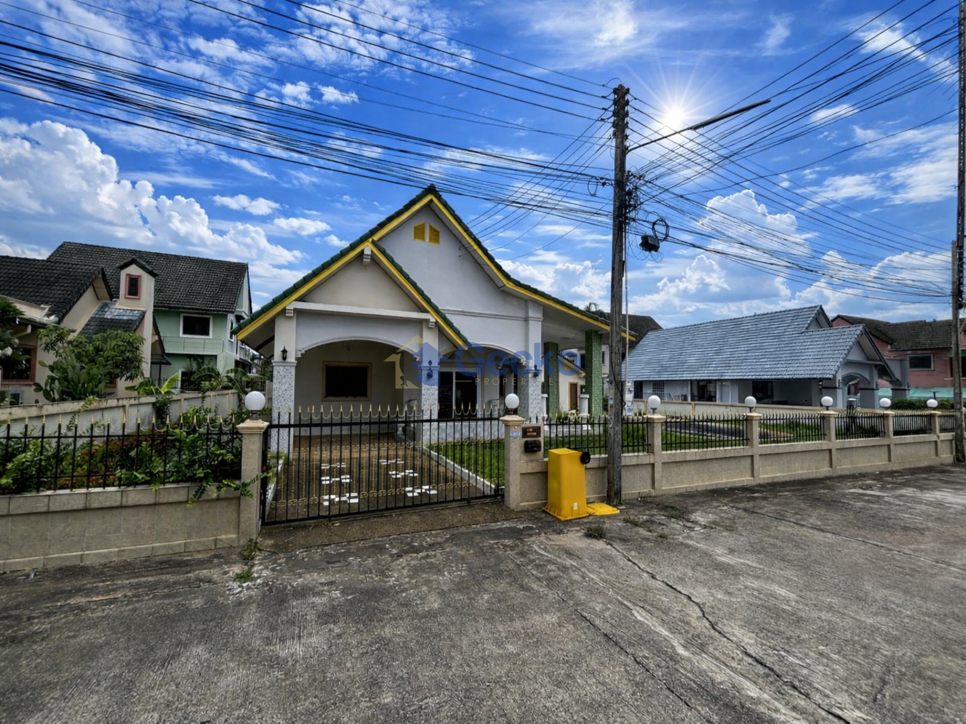 3 ห้องนอน บ้าน in Natheekarn Park View  พัทยาตะวันออก H013568